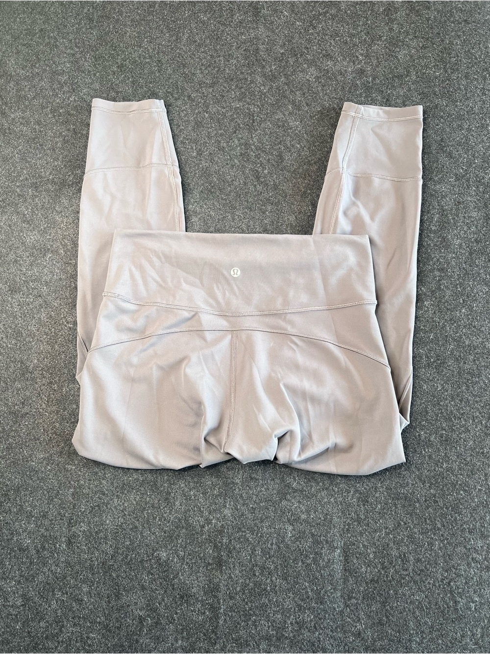 Lululemon In Movement 7/8 Tight Everlux 25” Titanium Gray Women Size 10 Leggings